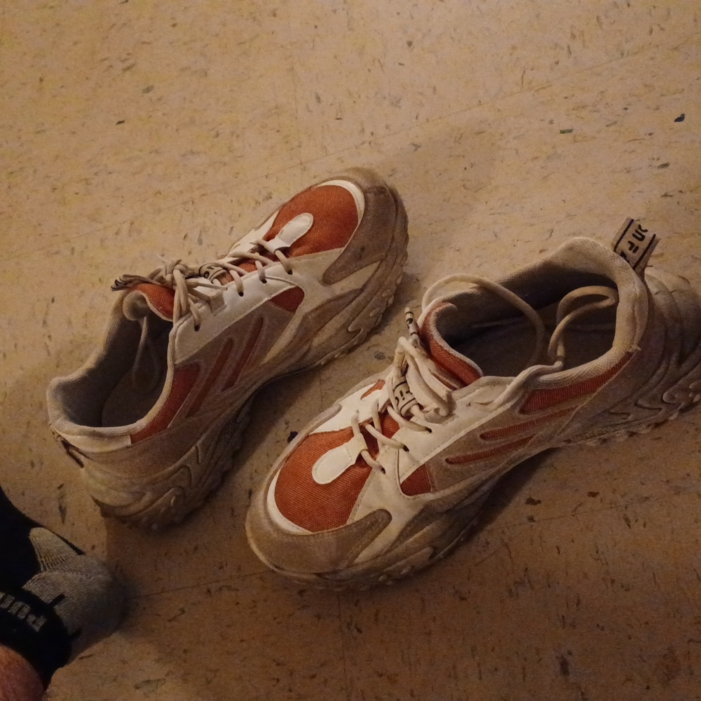 Men's shoes